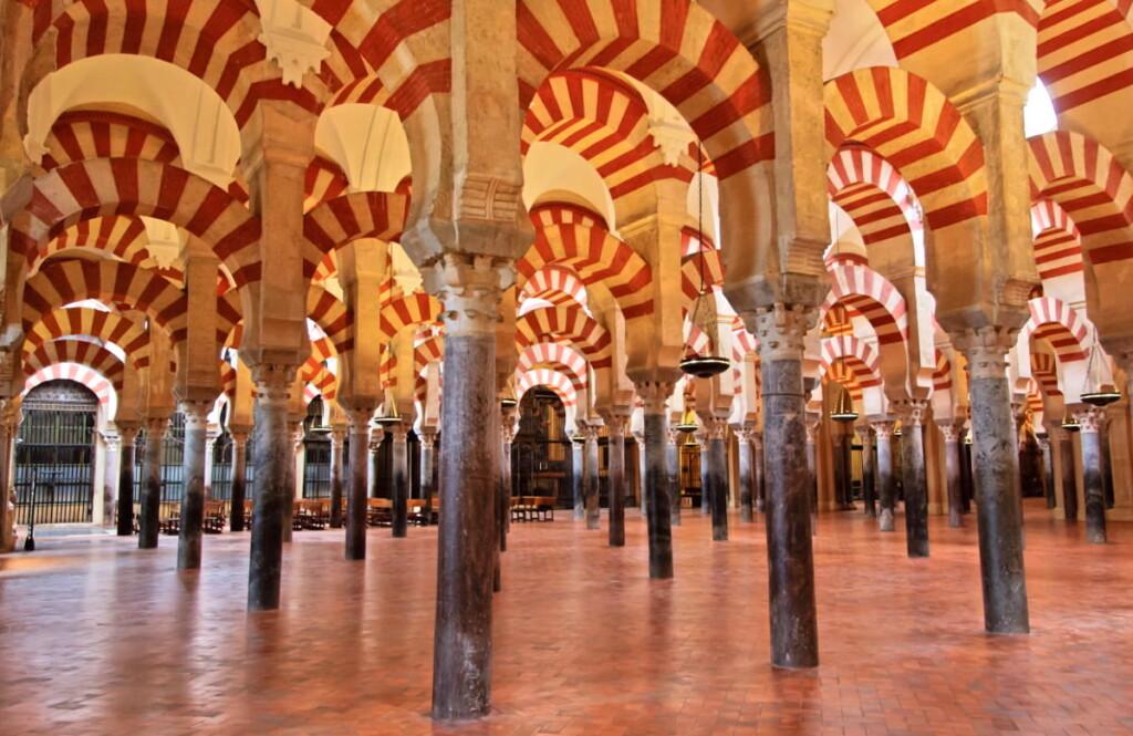 Vive la atmósfera espiritual de la Mezquita de Córdoba